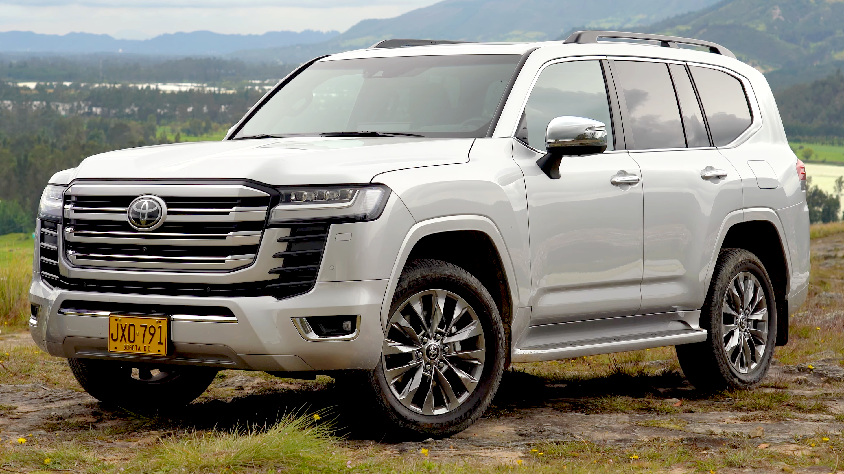 Toyota Land Cruiser VIP
